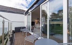 25 Coedrath Park - Sea Views From Balcony, Short Walk To Beach, Parking
