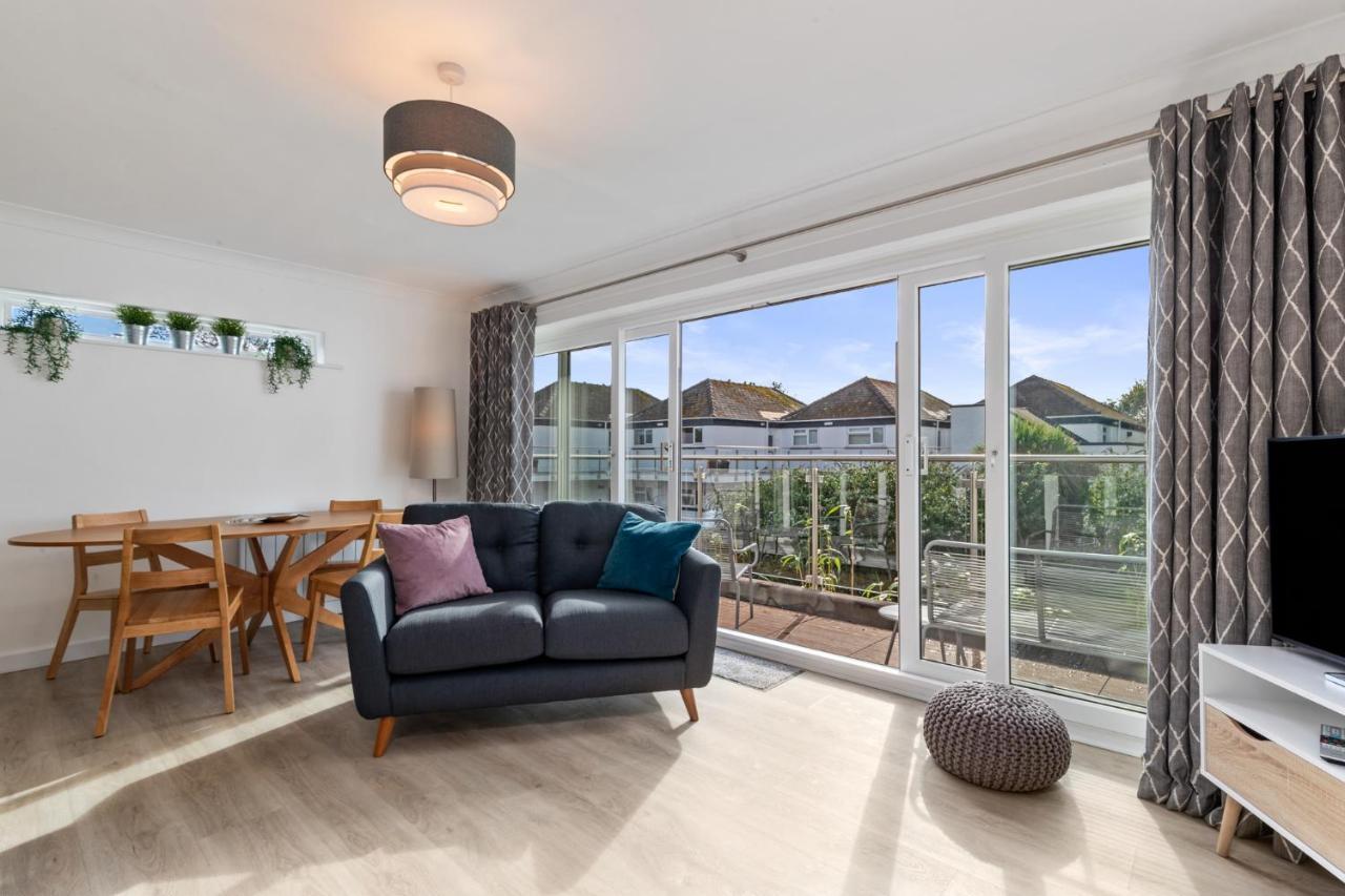 25 Coedrath Park - Sea Views From Balcony, Short Walk To Beach, Parking Saundersfoot Exterior photo